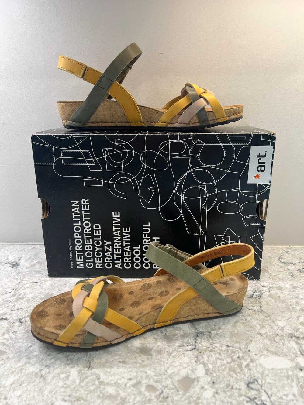 The Art Company Strappy Sandals Yellow and Green Braided Leather Size 39 / 8 JL